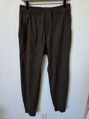 Lululemon ABC Jogger Pants Men's Size Medium Olive Green